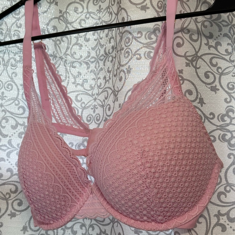 Auden Pink Lace Trim Textured Bra